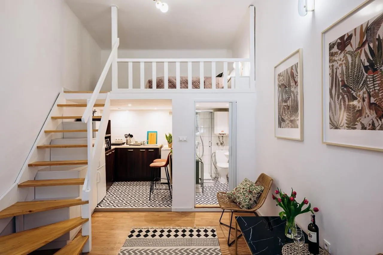 Nest Cosy Apt Old Town & Wawel Hill By Vistula River - By Homelike Kraków 0*,