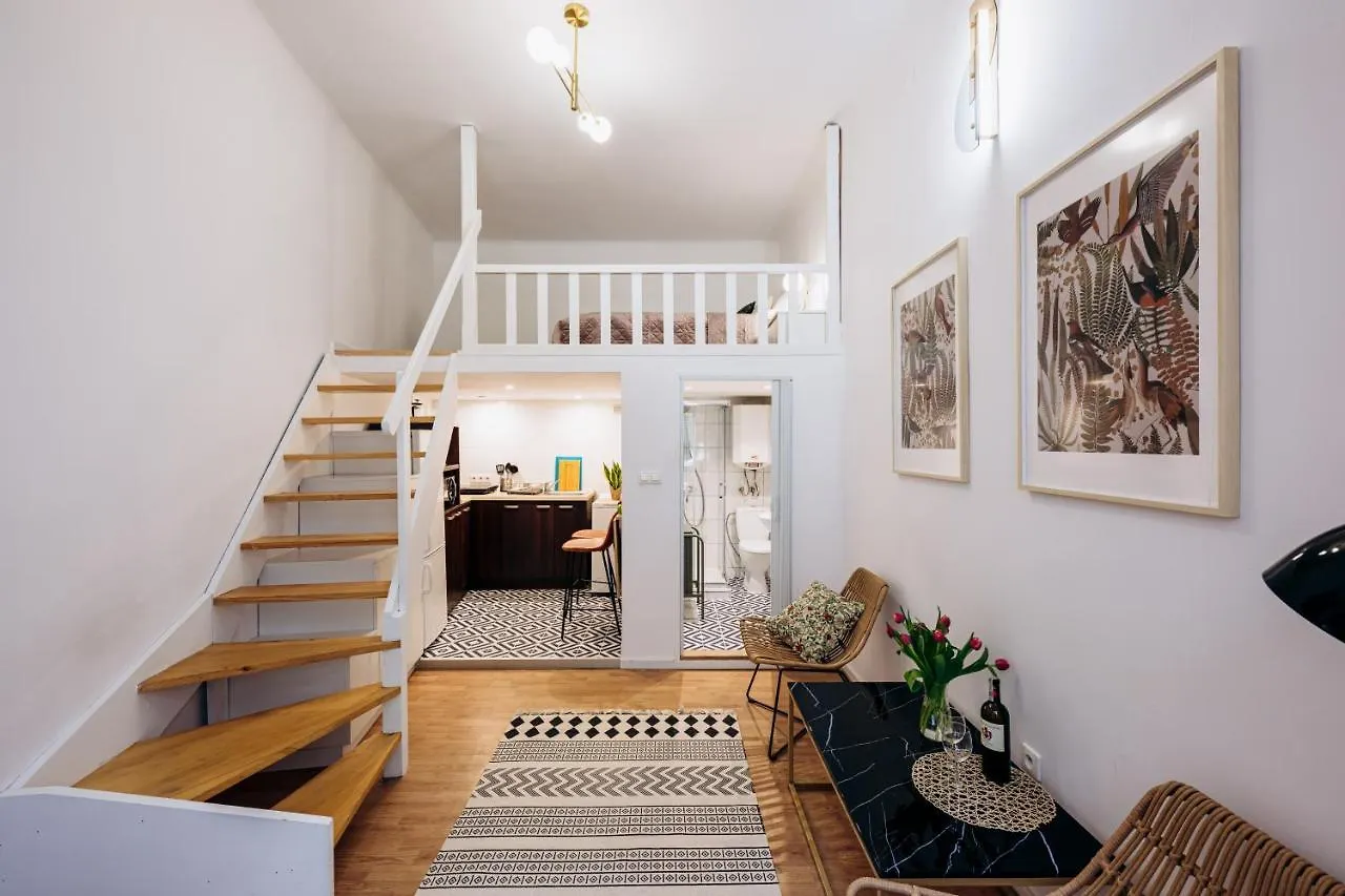 Nest Cosy Apt Old Town & Wawel Hill By Vistula River - By Homelike Kraków 0*,  Polska