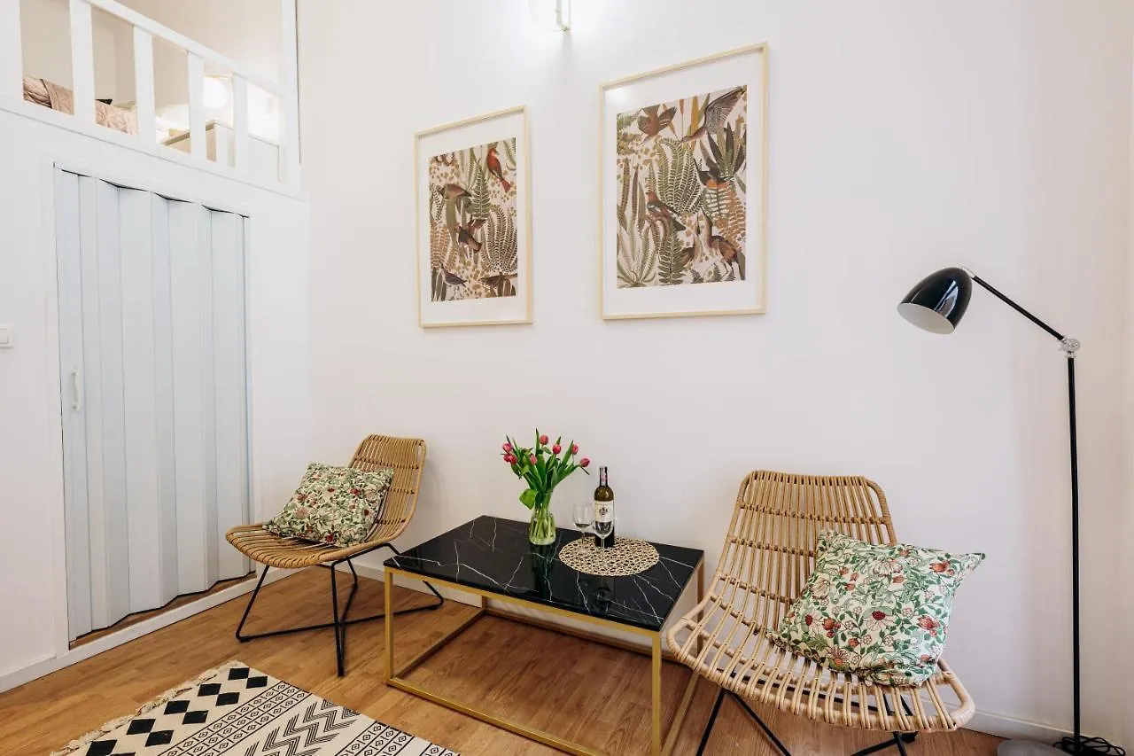 Nest Cosy Apt Old Town & Wawel Hill By Vistula River - By Homelike Krakow Apartment